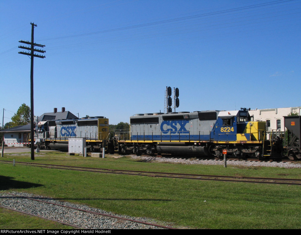 CSX 8223